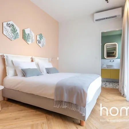 Toucan Homm Suites Athens